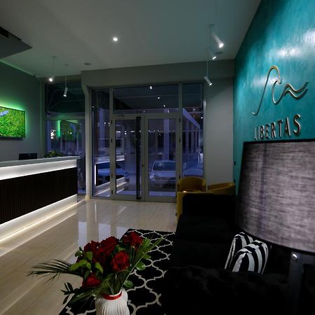 Hotel Libertas Vlorë 外观 照片
