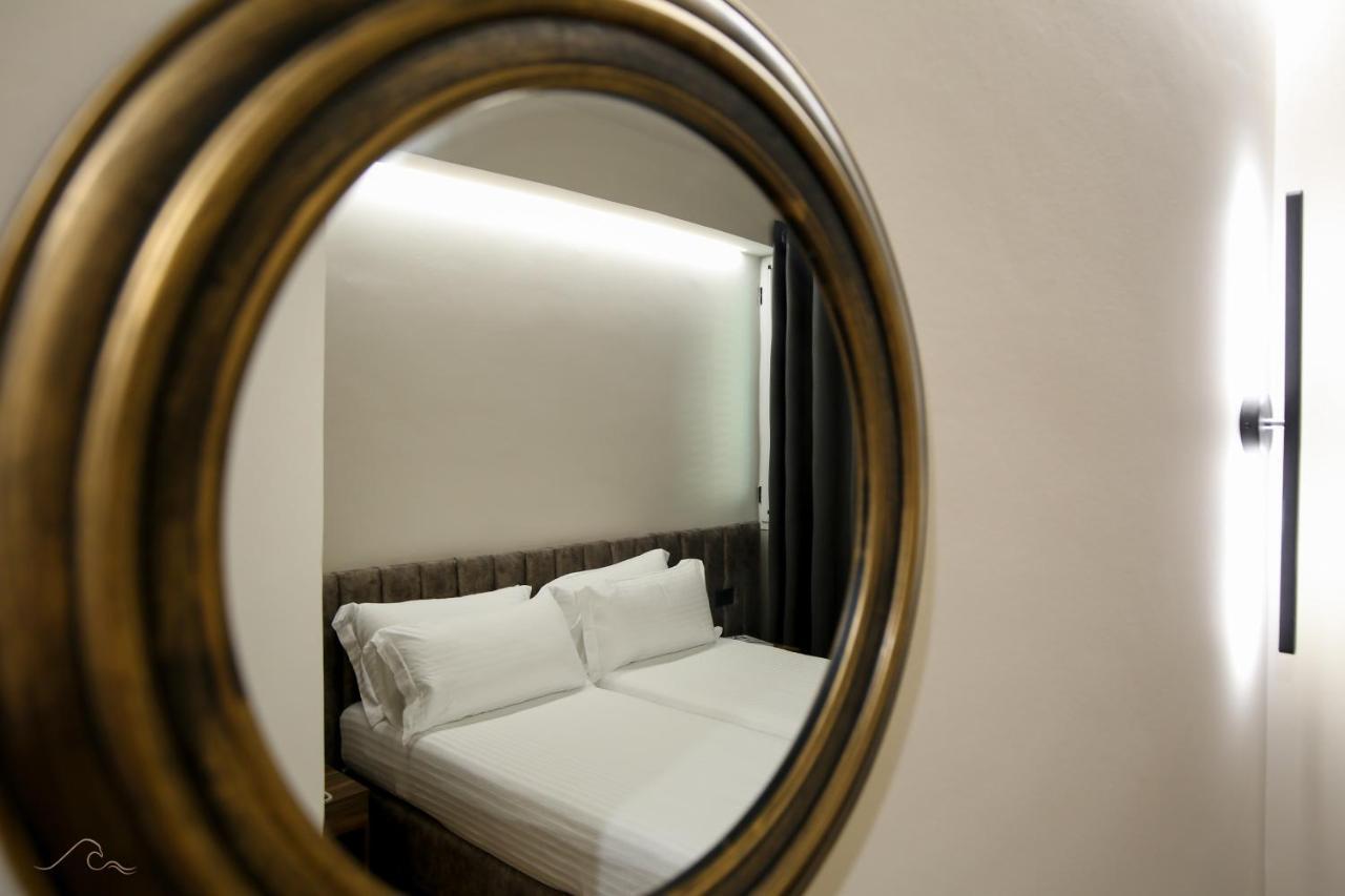 Hotel Libertas Vlorë 外观 照片