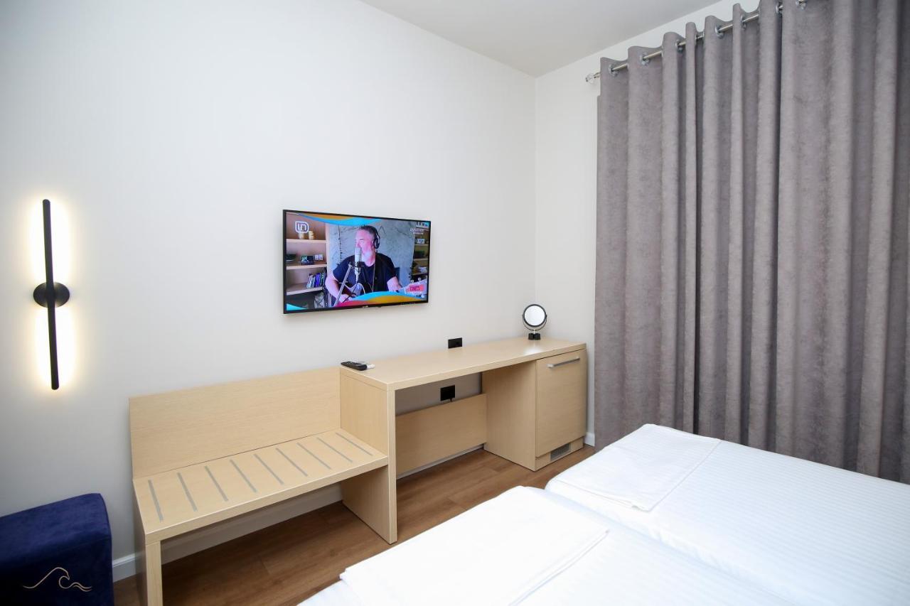 Hotel Libertas Vlorë 外观 照片