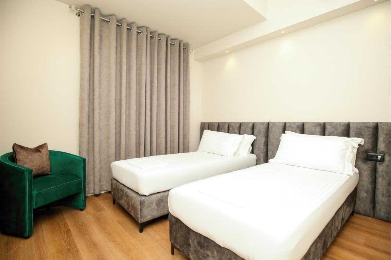 Hotel Libertas Vlorë 外观 照片