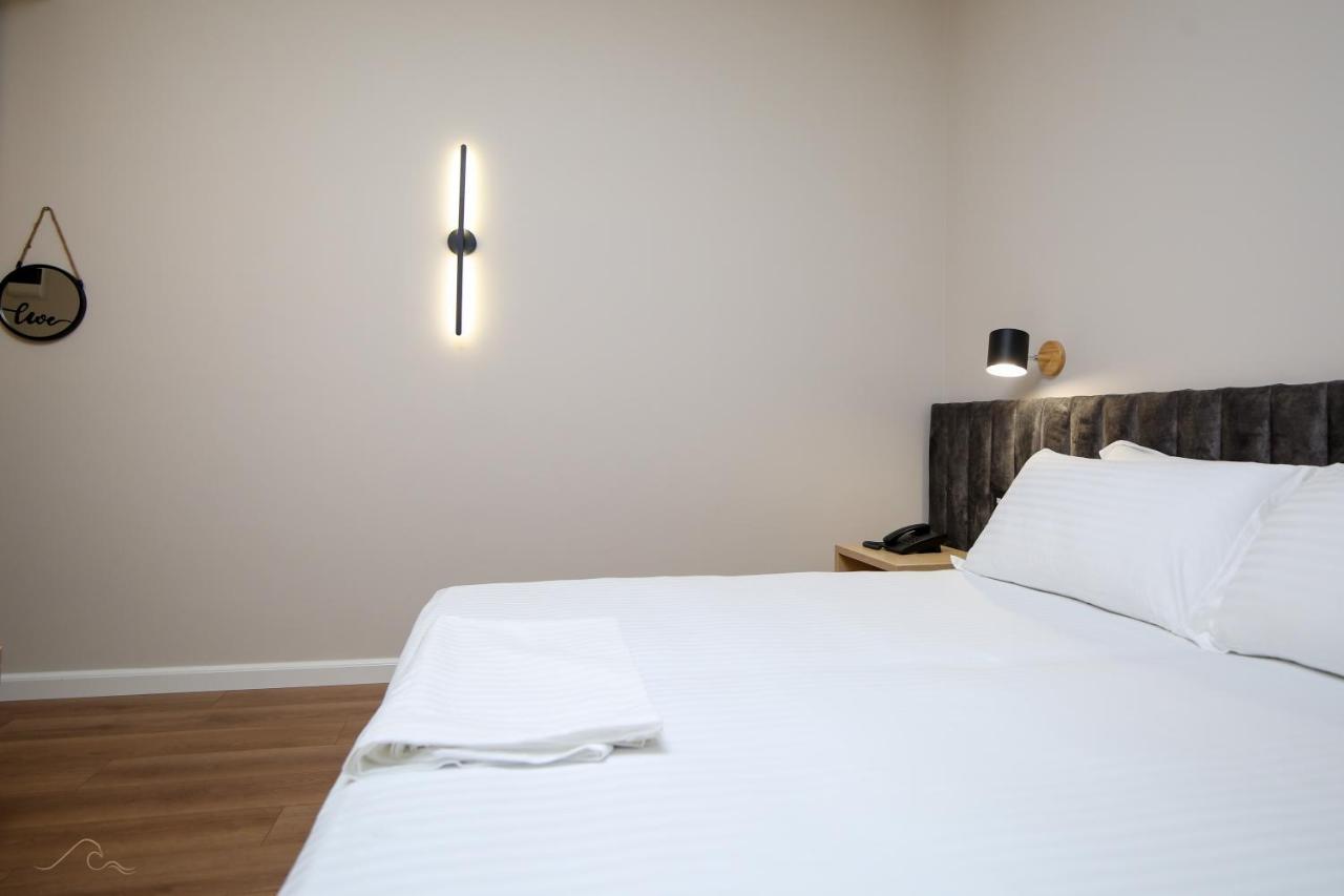 Hotel Libertas Vlorë 外观 照片