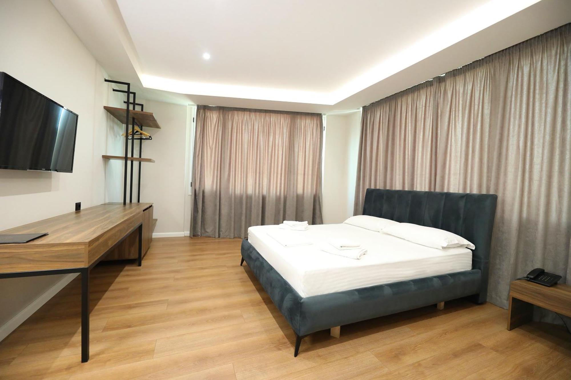 Hotel Libertas Vlorë 外观 照片