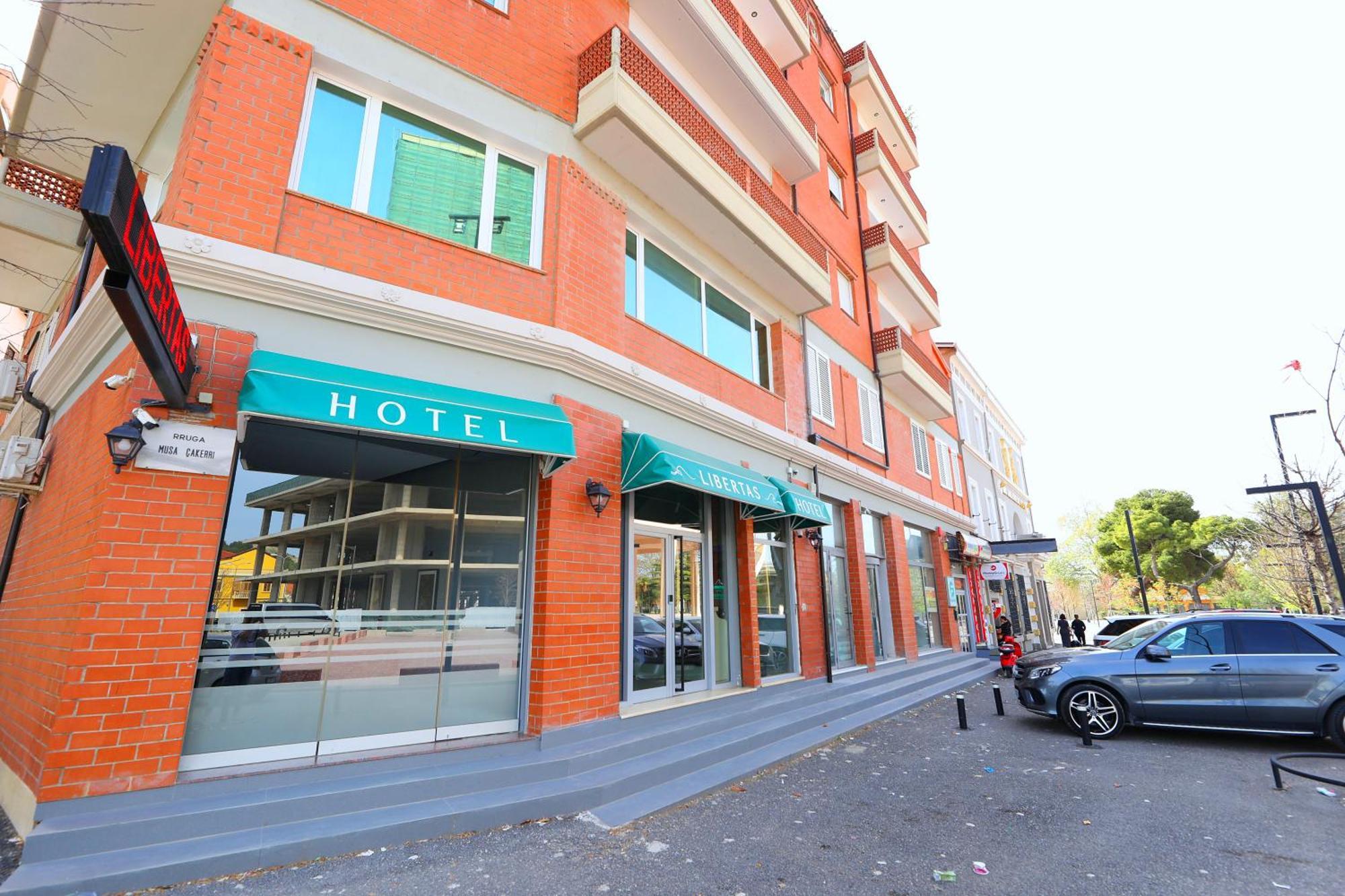 Hotel Libertas Vlorë 外观 照片